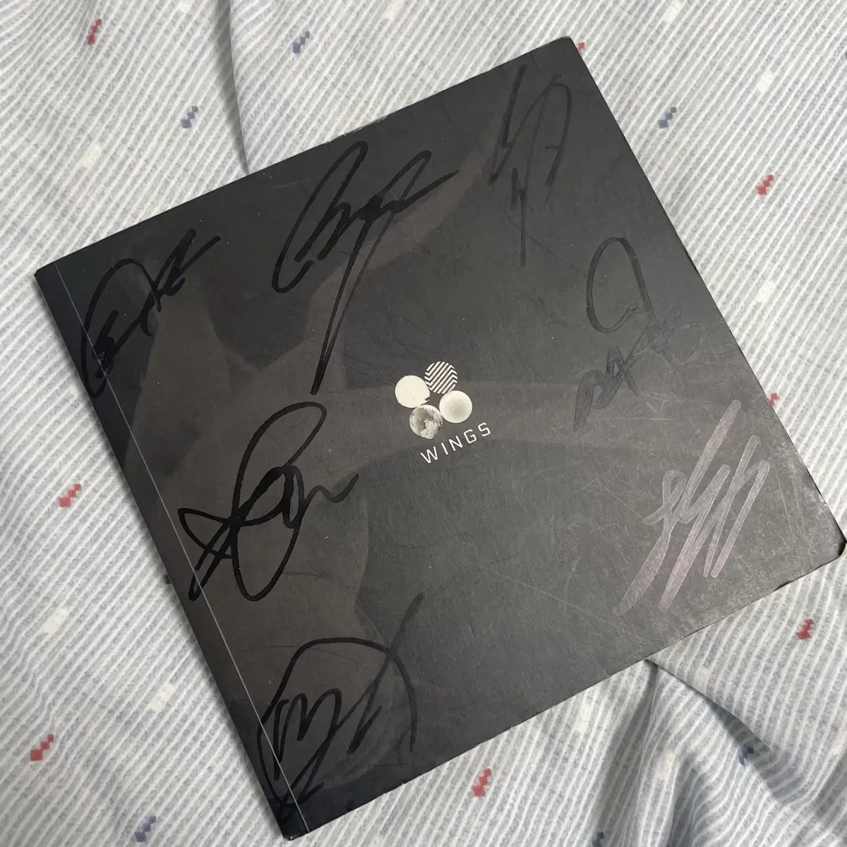 BTS Wings handwritten signature album