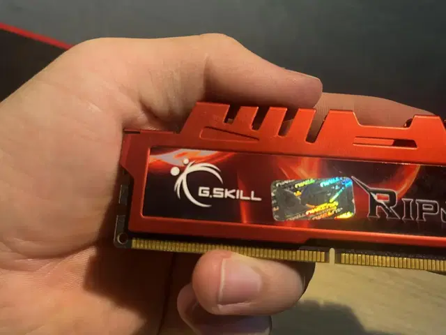 지스킬(G SKILL) PC 커스텀램 DDR3 4GB 판매