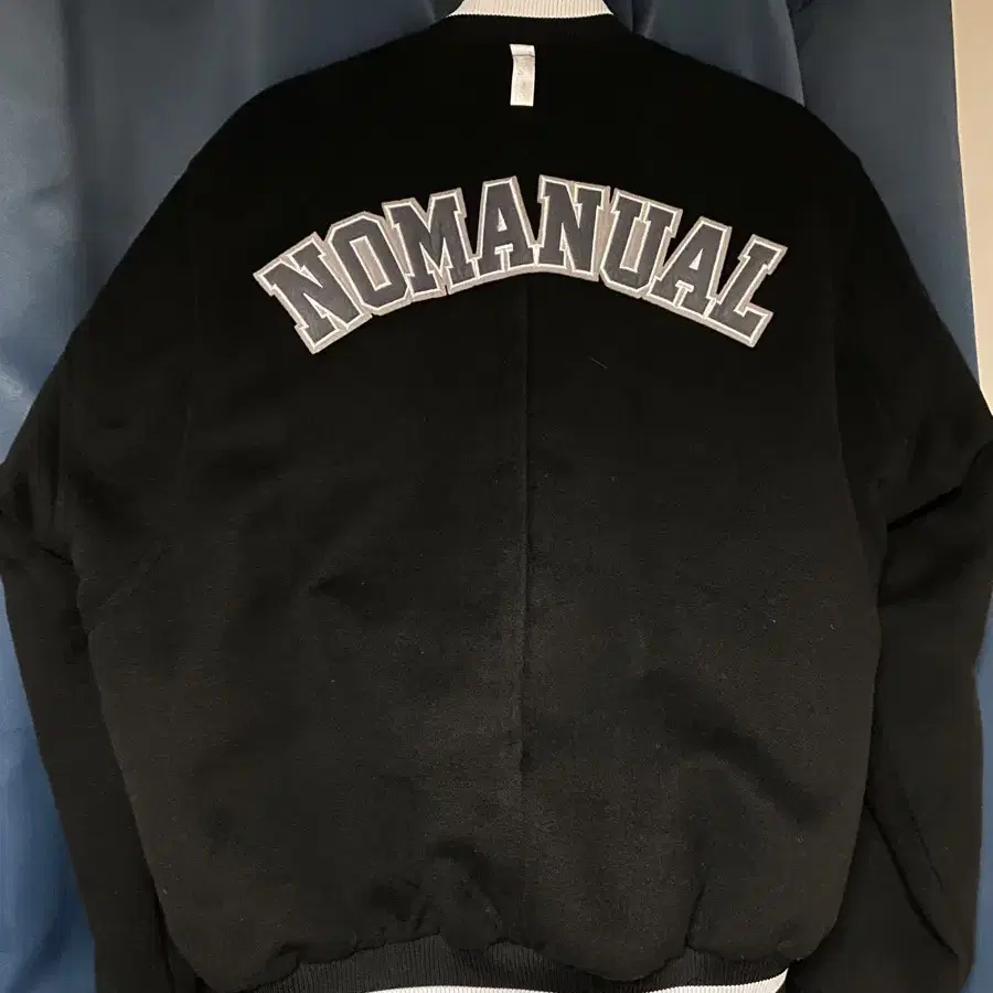 노메뉴얼 점퍼 판매합니다! NOMANUAL