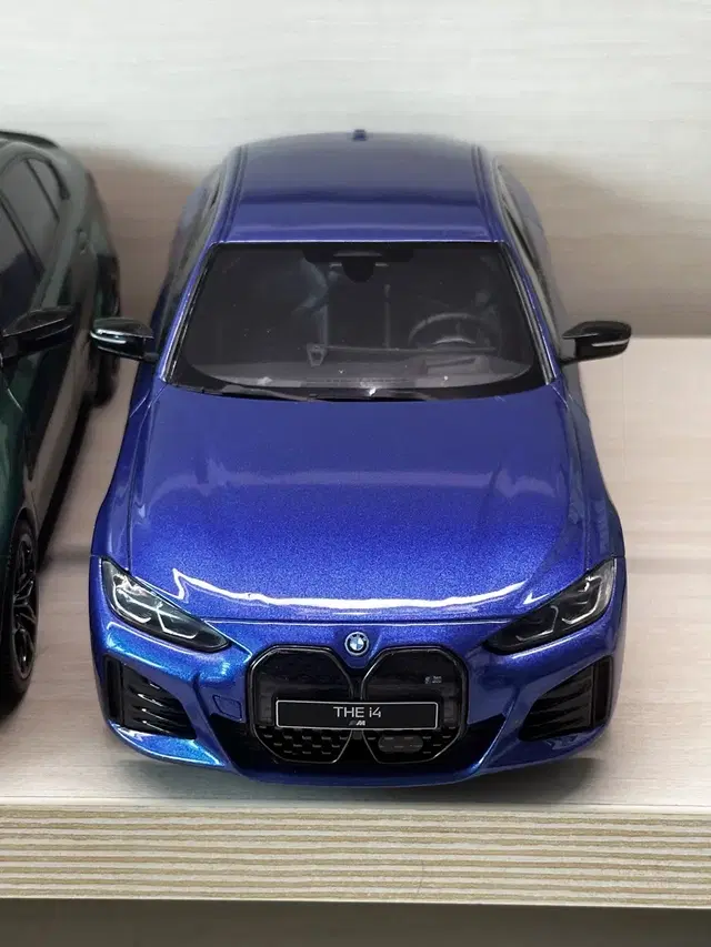 1:18 1/18 다이캐스트 레진 오또모빌 bmw i4 m50