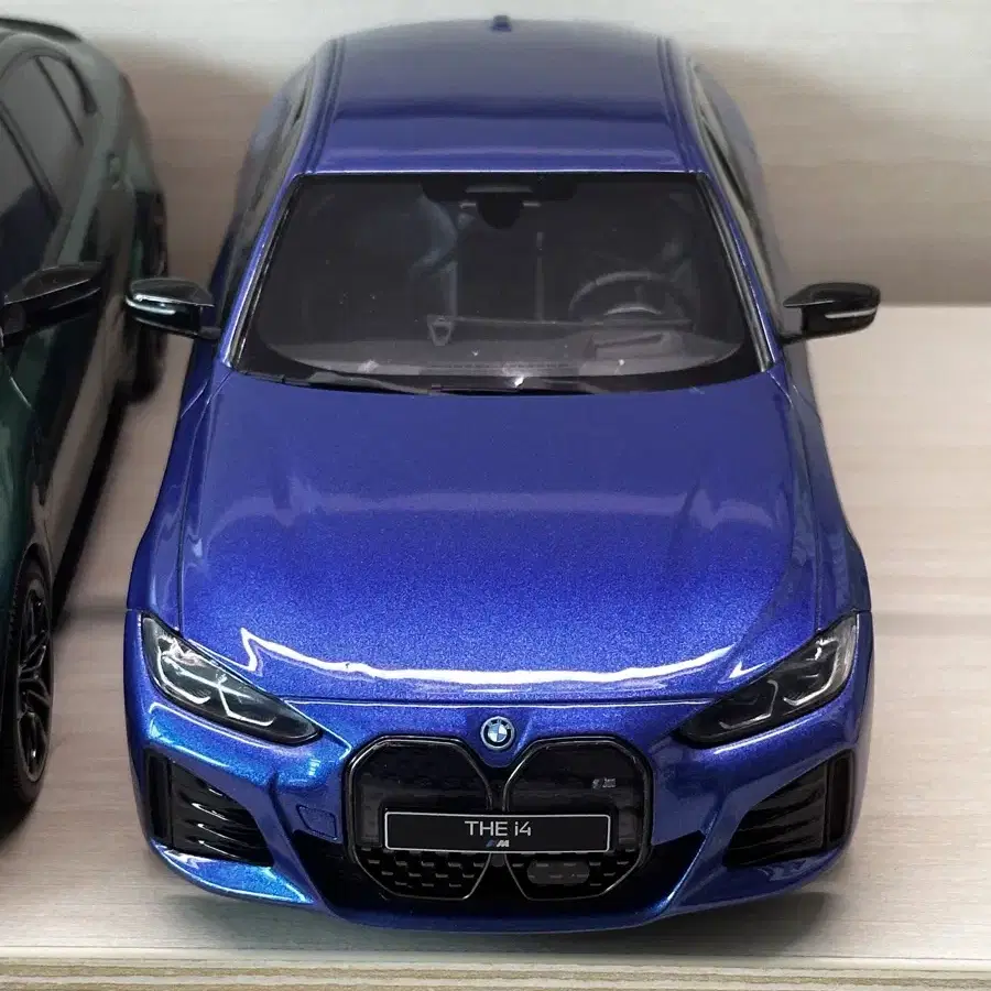 1:18 1/18 다이캐스트 레진 오또모빌 bmw i4 m50