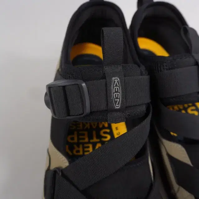 KEEN 킨 제라포트 트레킹 US13 310mm 레어템