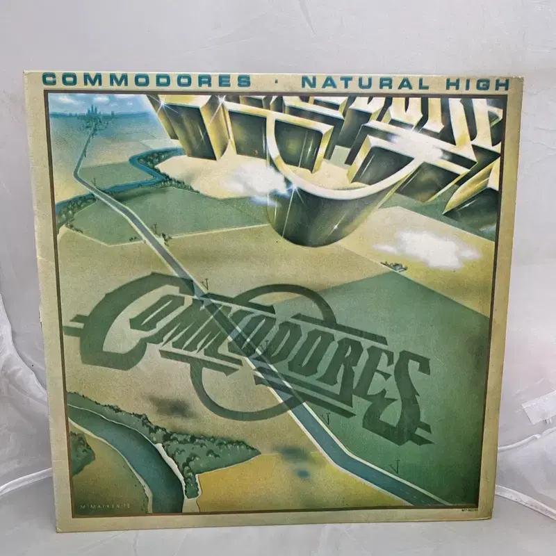 COMMODORES  LP / AA2823