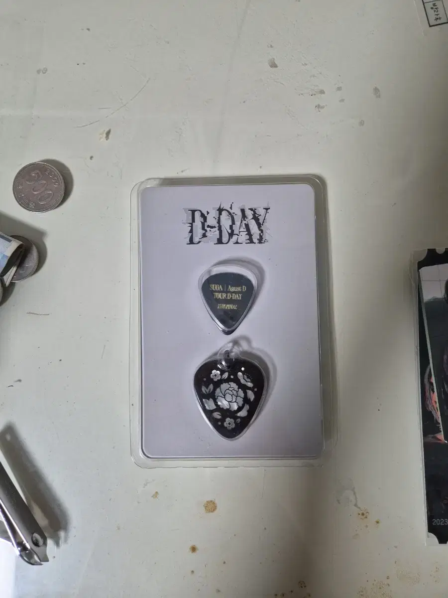 bangtan yoon guitar pick seoul finalcon wts guitar pick suga