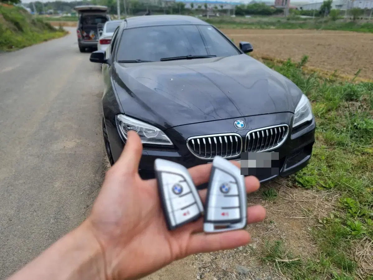 BMW 전모델 시리즈 스페어키로 최신형 G바디 칼날 스마트키 추가 제작