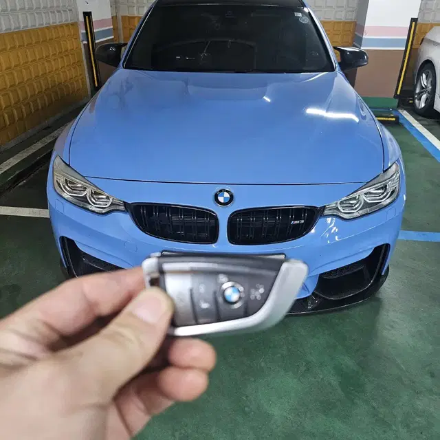 BMW 전모델 시리즈 스페어키로 최신형 G바디 칼날 스마트키 추가 제작