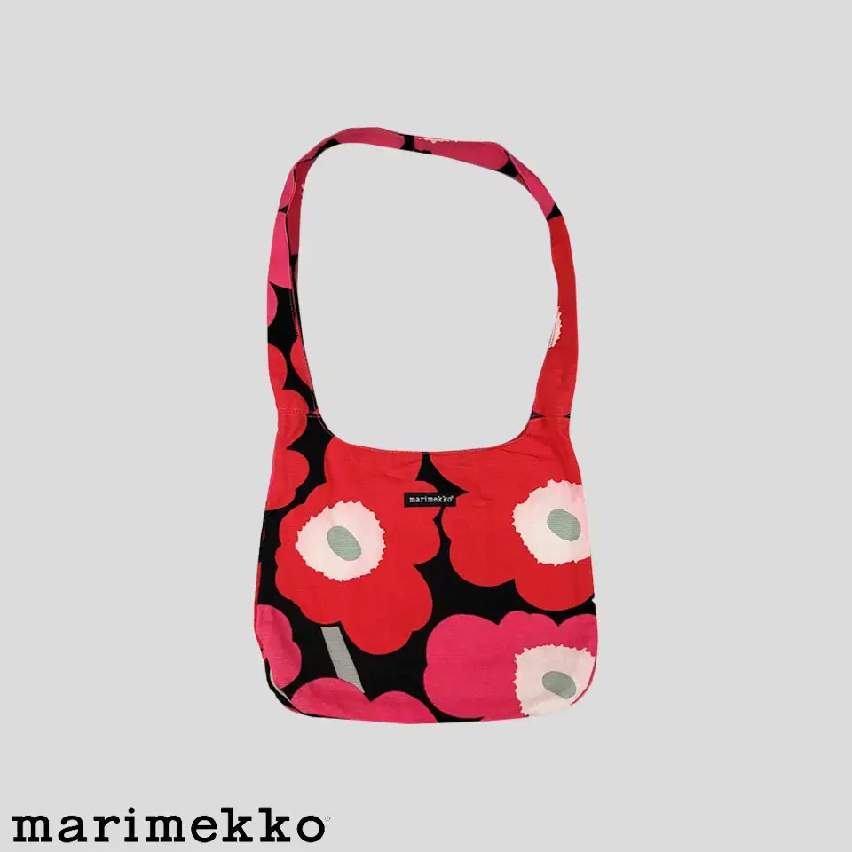 MARIMEKKO 마리메꼬 핑크 레드 플라워패턴 헤비코튼 캔버스 크로스백