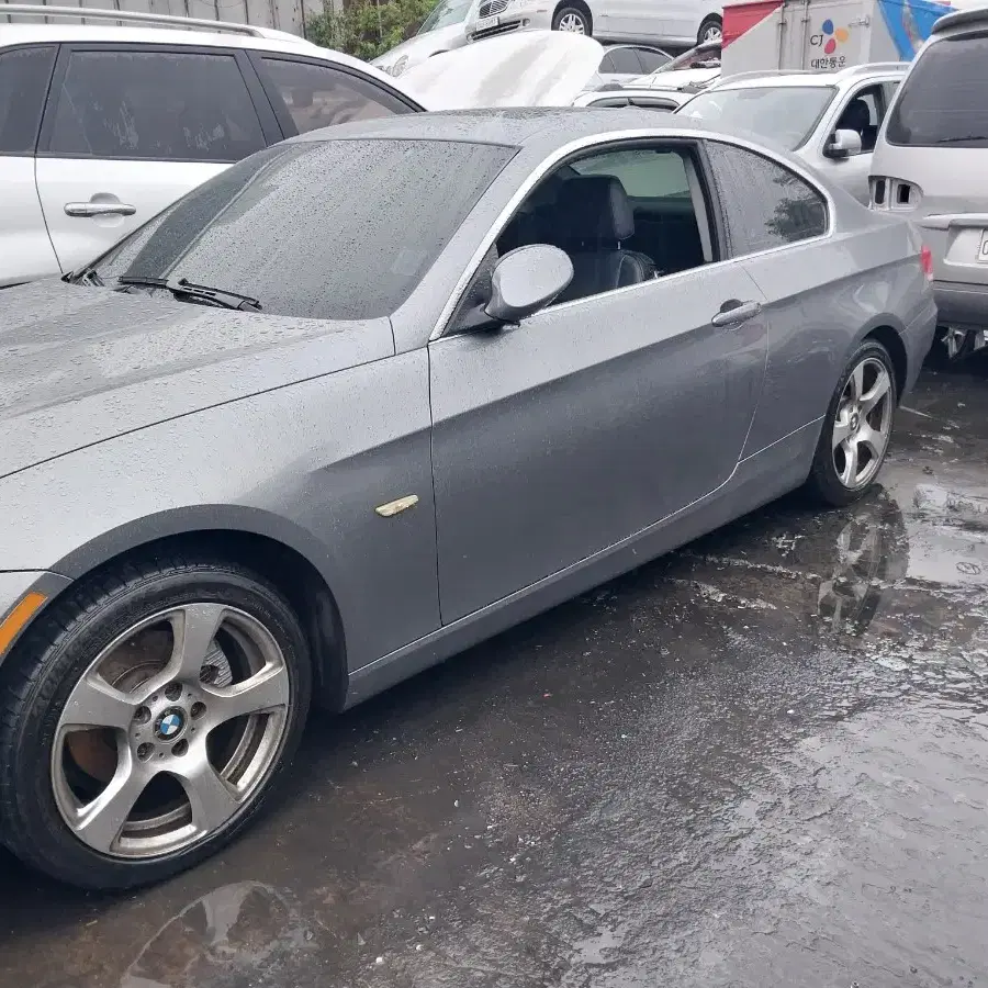 bmw e92 328xi  차량 부품 판매합니다