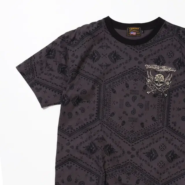 vanson Paisley Pattern T-shirt