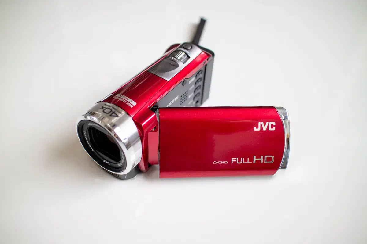 JVC GZ HM99-R / Victor / Vintage Digital Camcorder