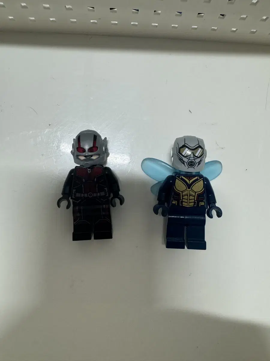 LEGO Marvel Minifigures Ant-Man Wasp