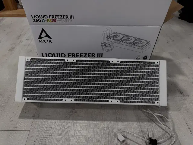 Arctic Liquid Freezer III Argb White360