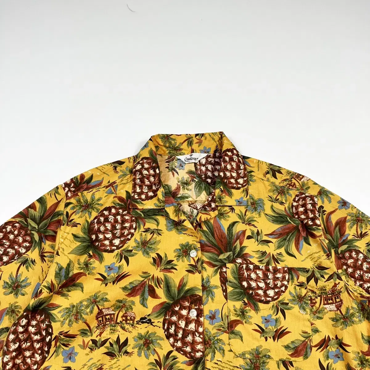 VTG Vintage Pineapple Hawaiian Short Sleeve Shirt (M)