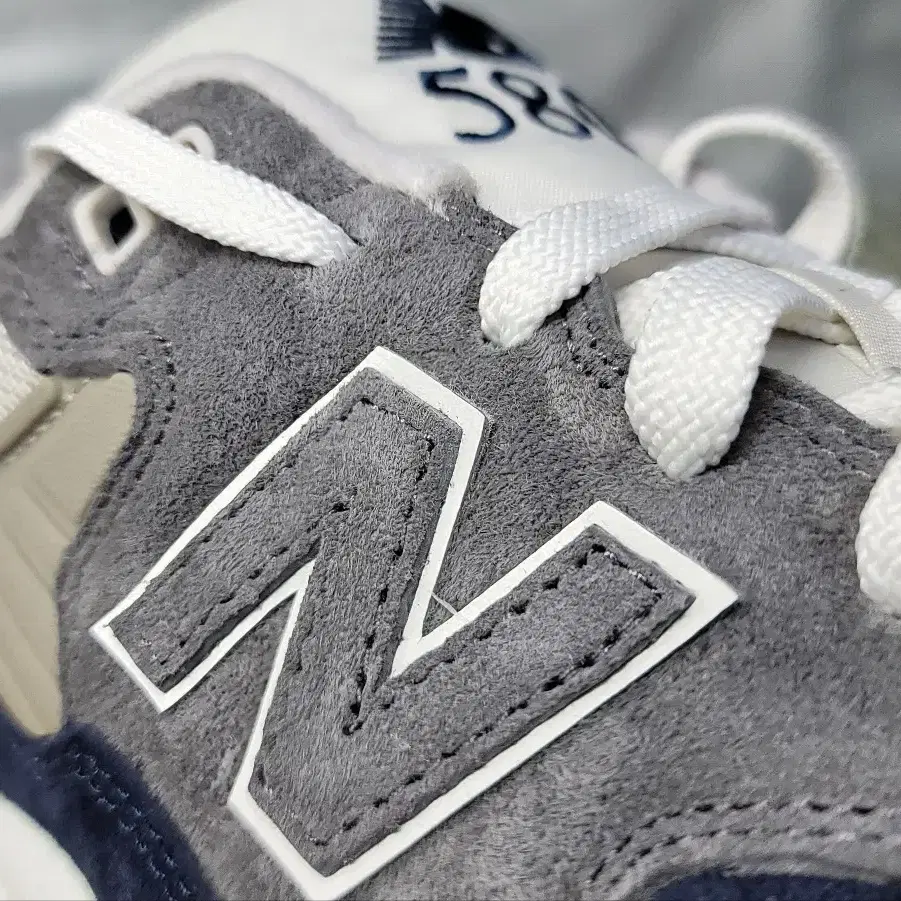 New Balance 580 Dark Grey Navy (275)