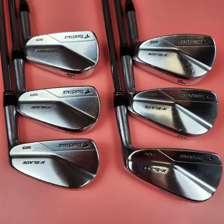 TWS XBLADE 909 5P Iron Set MODUS3 S