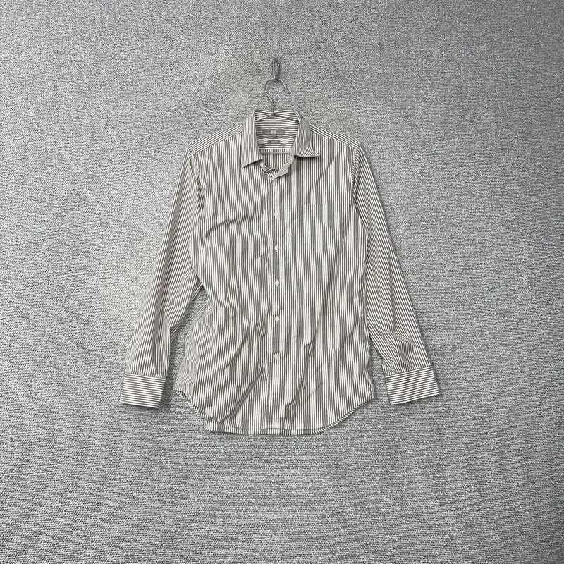 Uniqlo Striped Slim Fit Shirt M