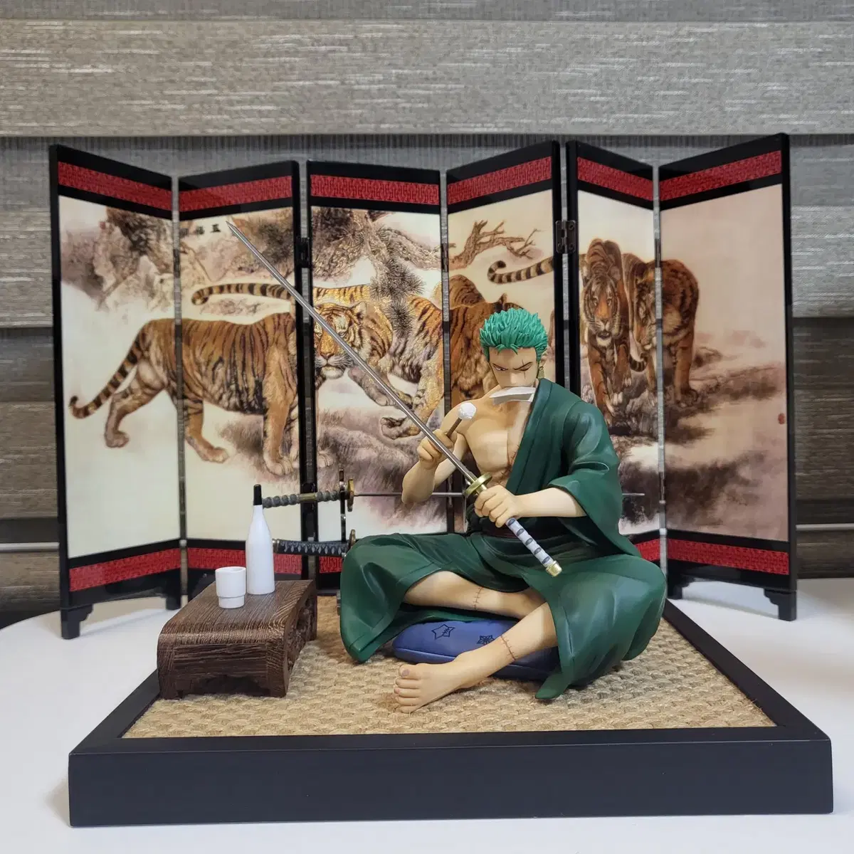 ONEPIECE SOC Zoro Figures, Diorama