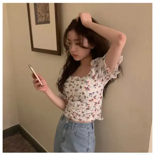 니어웨어 mow blouse 플라워 블라우스