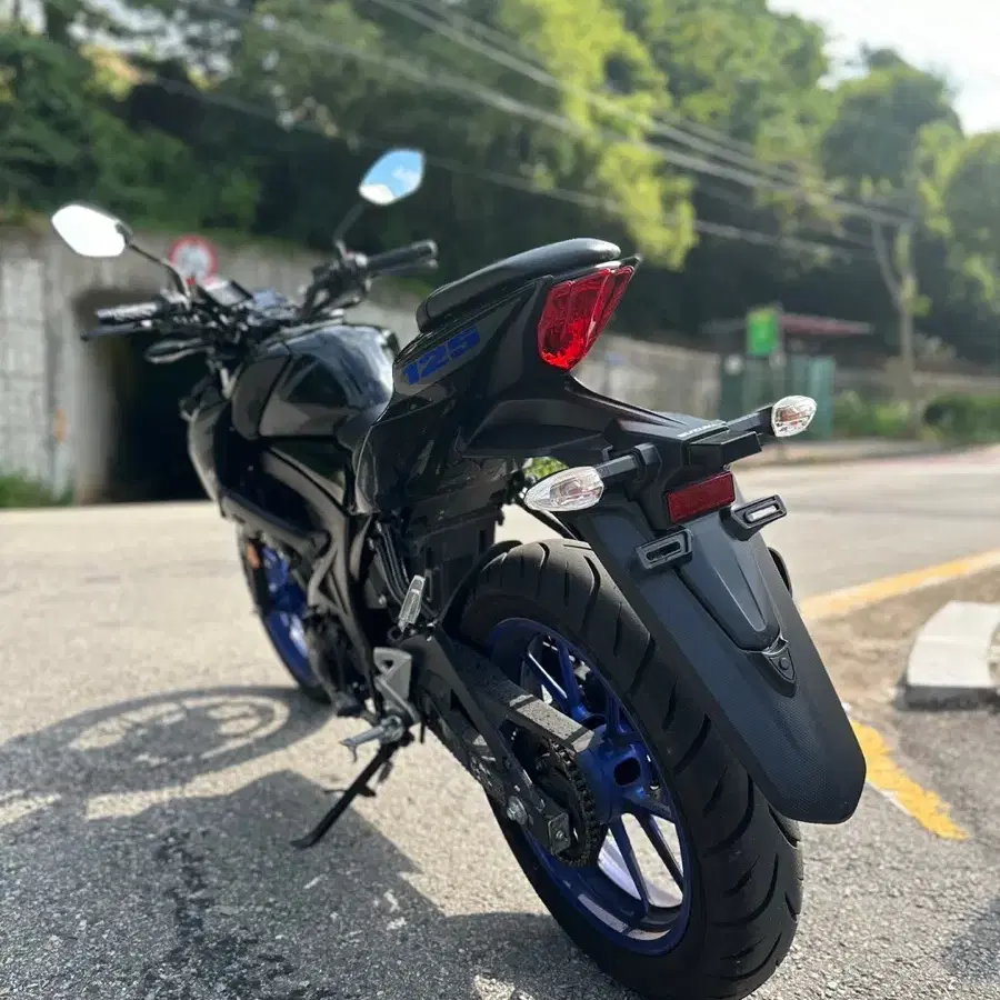 스즈키 gsxs125cc 오토바이 스쿠터