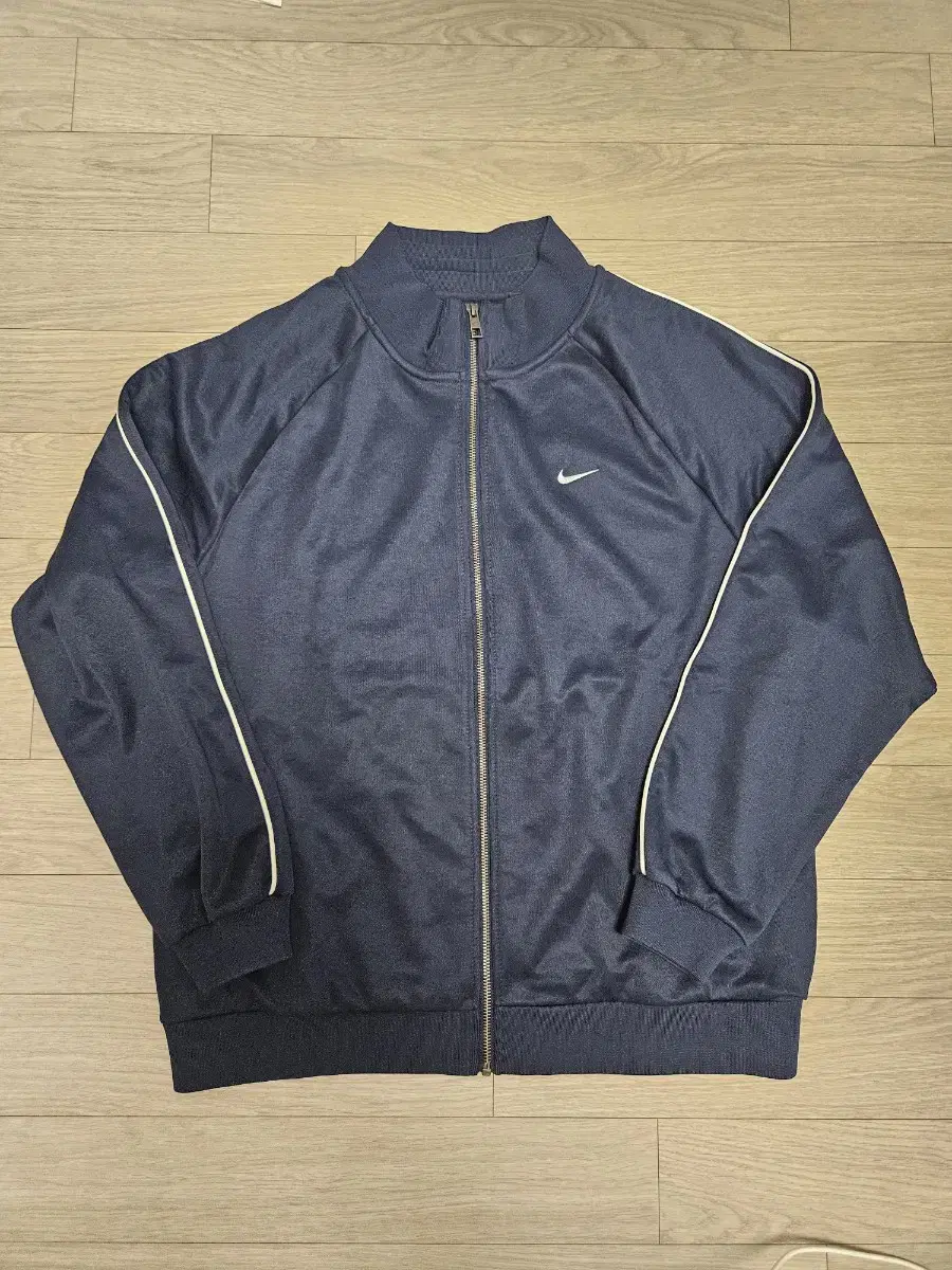 Nike Tracktop