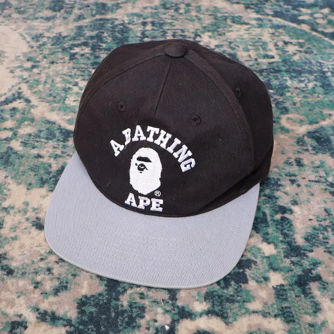 Bape 베이프 컬리지 베이스볼 스냅백 블랙