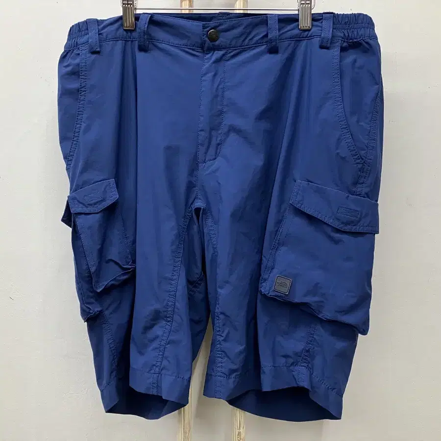 2 노스페이스(THE NORTH FACE) 카고 반바지 35~36(90)