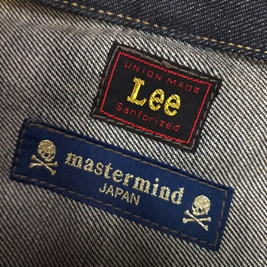 새제품 오리지날 mastermind JAPAN x LEE 생지 데님트러커