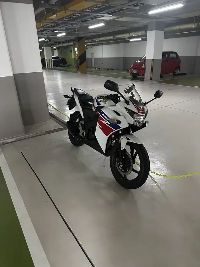 cbr125 개인매물 입니당