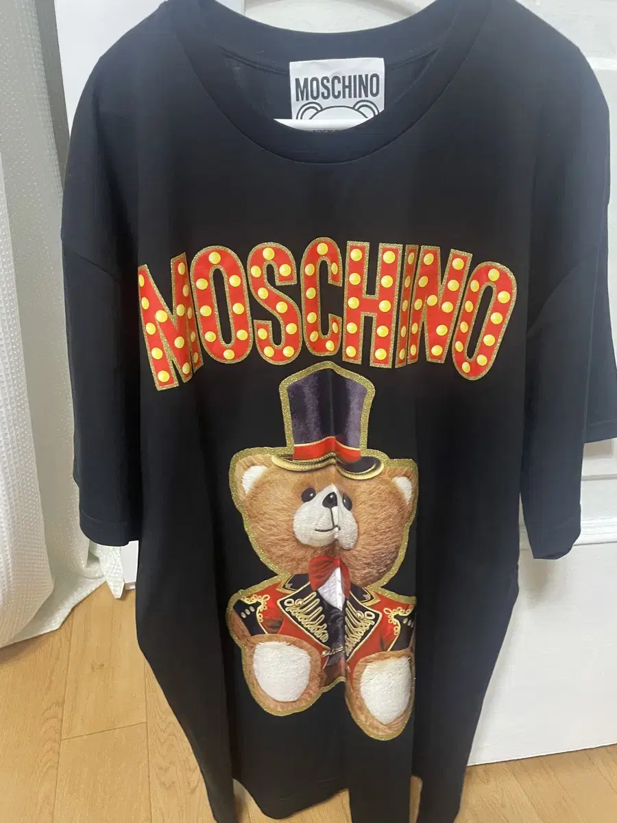 Moschino Overfit Circus Teddy Bear Short-sleeved M