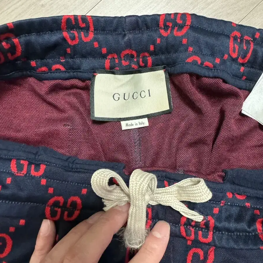 GUCCI 구찌 트레이닝 팬츠