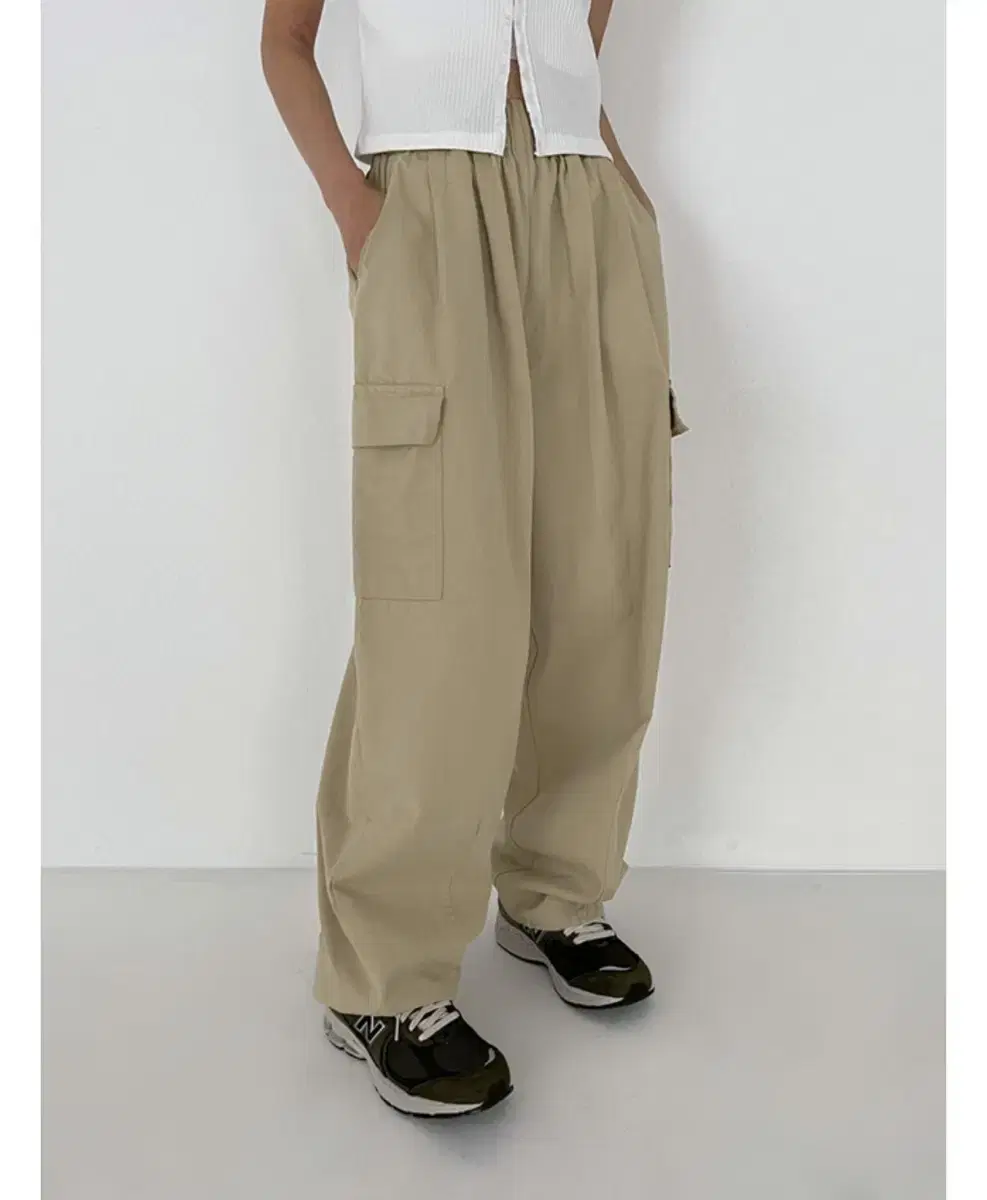 Blacked-up Shizuke Banded Cargo Pants