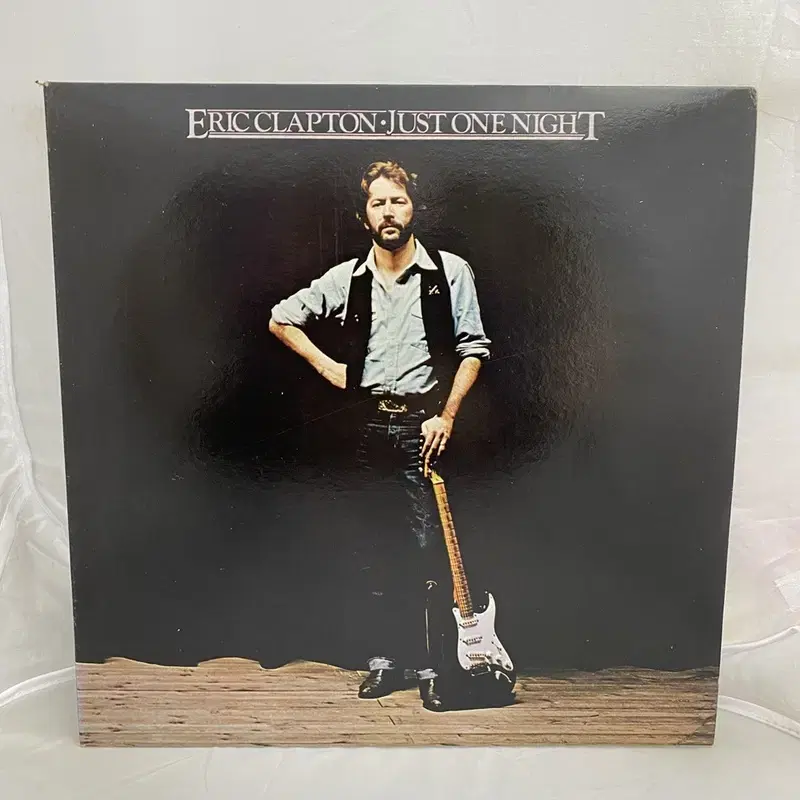 ERIC CLAPTON - JUST ON NIGHT LP / AA2925