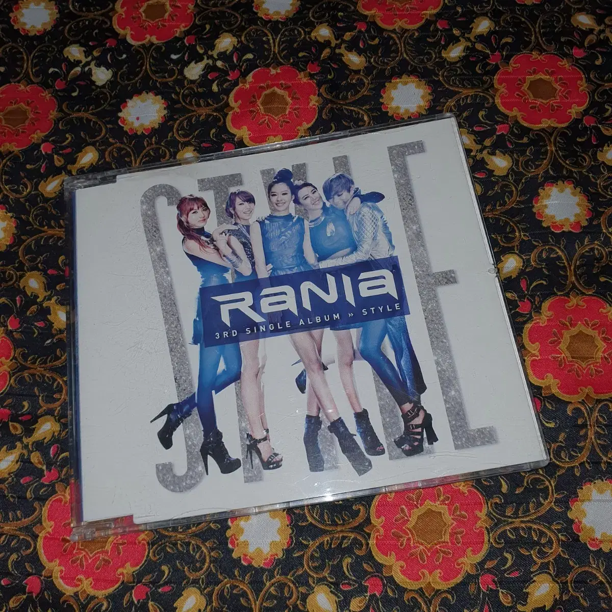 RANIA RANIA Third Single Style