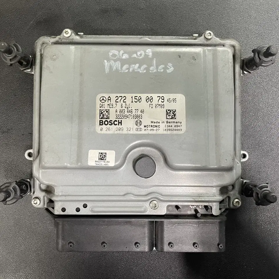 메르세데스-벤츠 C300 ECU A2721500079 [구입전 전화]