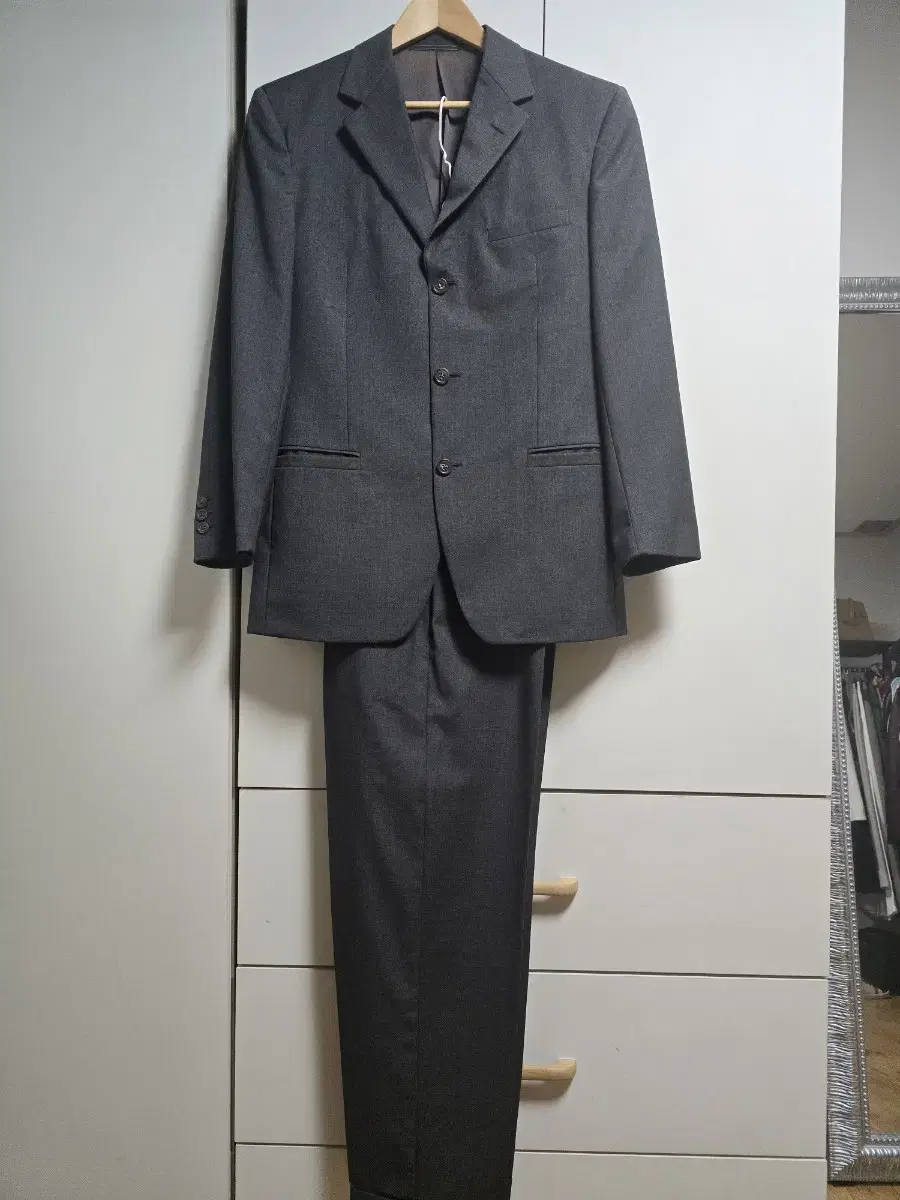 (sale)Versace Suit