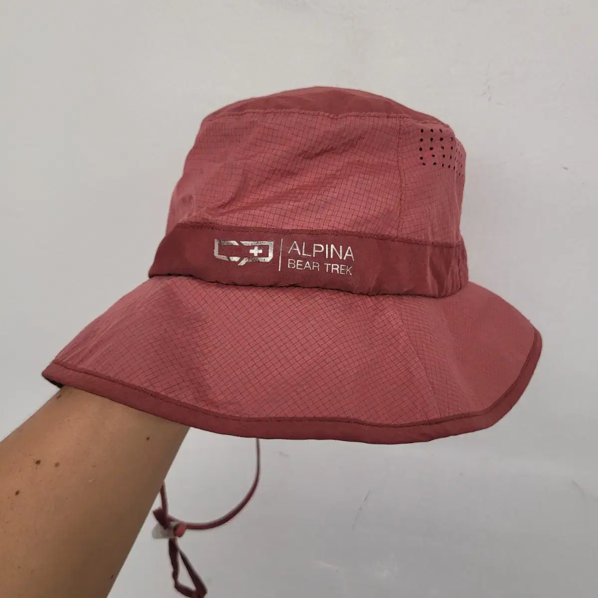 [Free size] Center Pole Bucket Mesh Hiking Hat