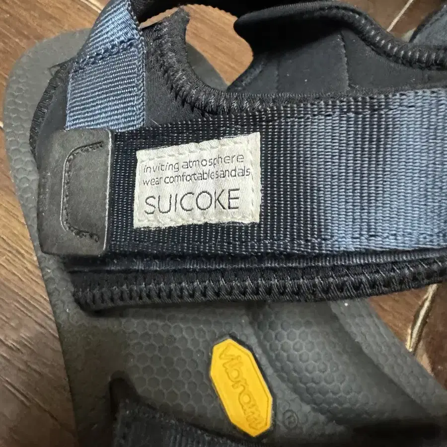 SUICOKE KISEE-V 샌들 스이콕 스포츠 vibram 비브람 솔