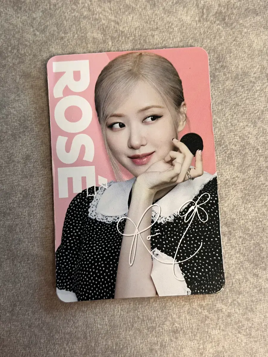 Black pink oreo rose photocard