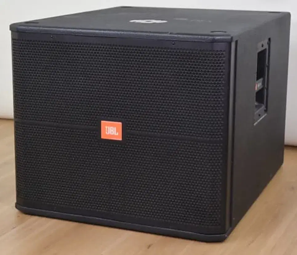 서브우퍼.. JBL SRX718S 판매합니다..