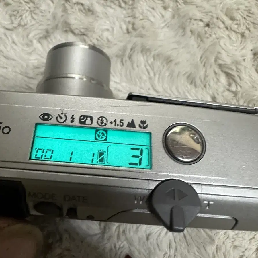 KONICA Lexio 70W 28~70mm필카 판매합니다