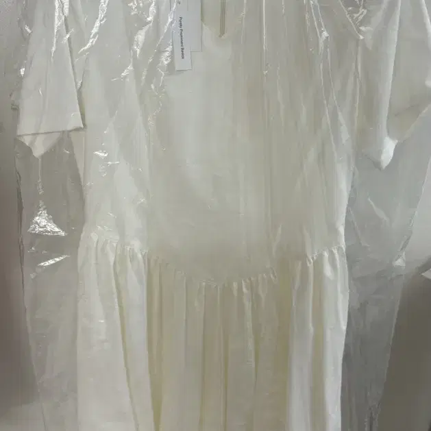 PPB 피피비 Volume Half Sleeve Dress (Ivory)