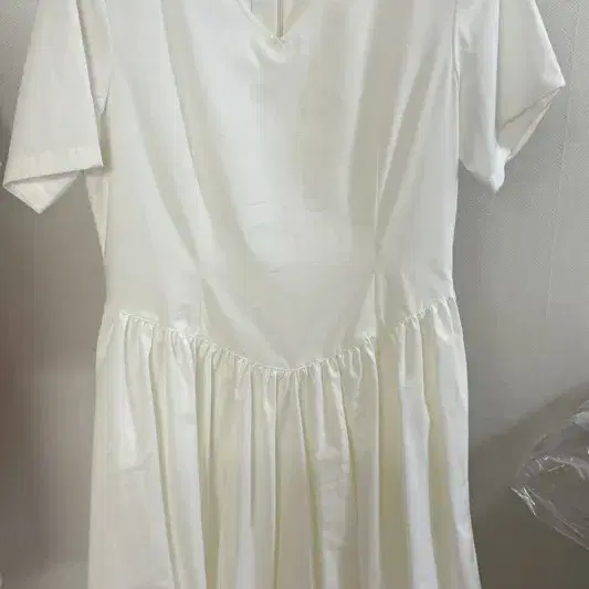 PPB 피피비 Volume Half Sleeve Dress (Ivory)