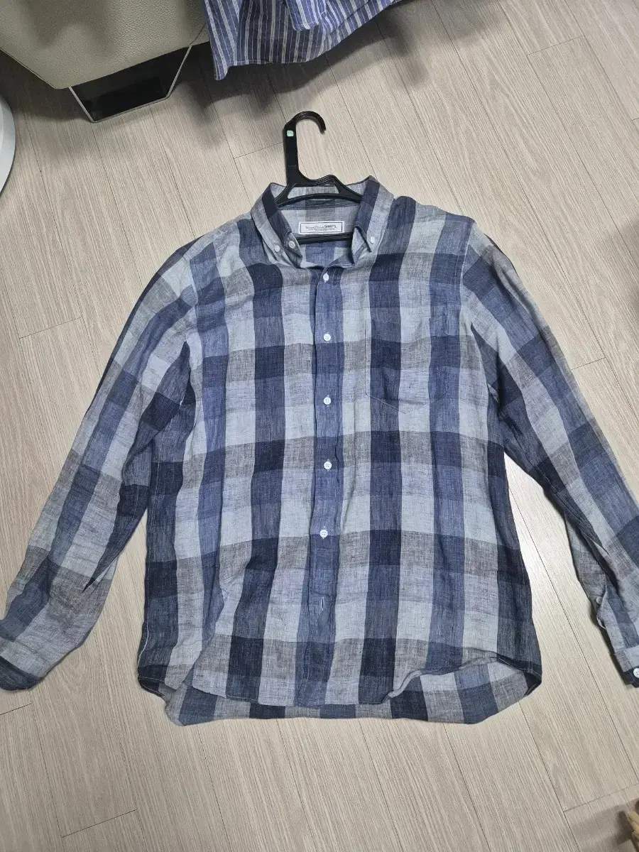 UNIVERSAL PRODUCTS Linen Shirt