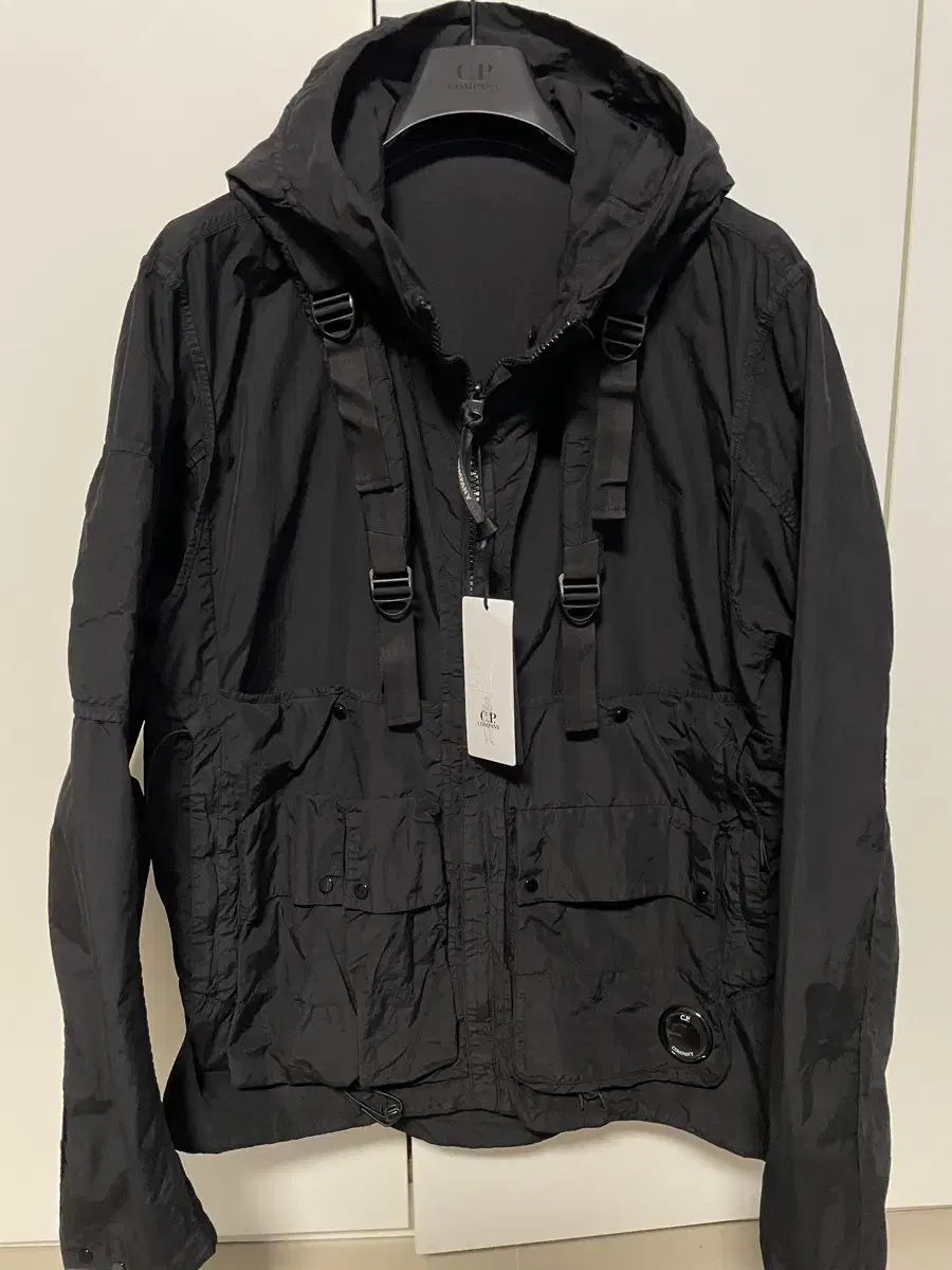 [52] CP Company 24ss Nylon Reversible Black Jacket New