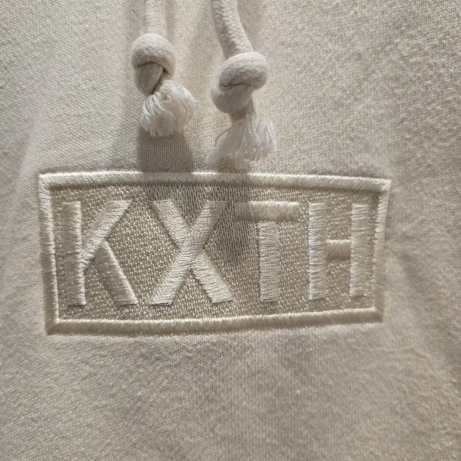 키쓰 KITH 10주년 박스로고 후드 XL