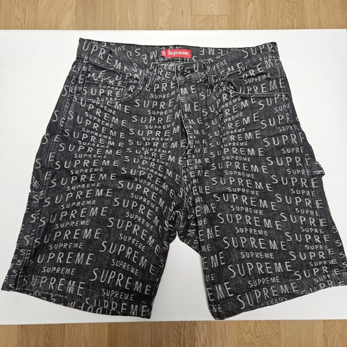 Supreme Warp Jacquard Logo Denim Painter Shorts Black 21SS