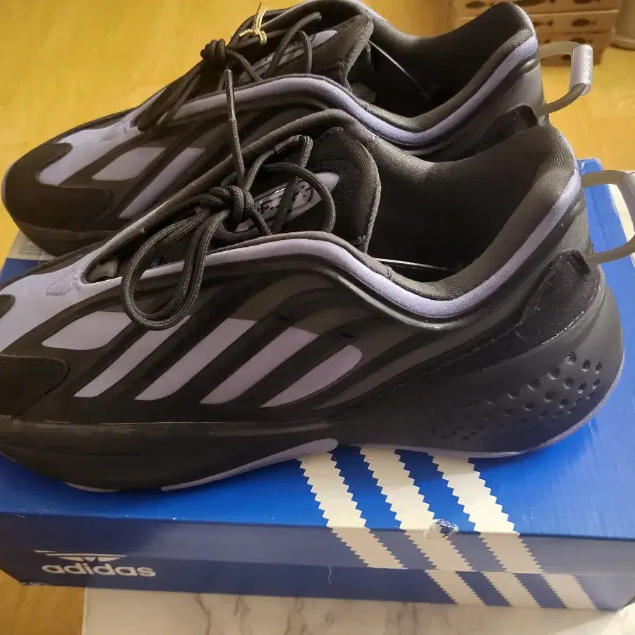 Adidas Ozrah Carbon Core Black