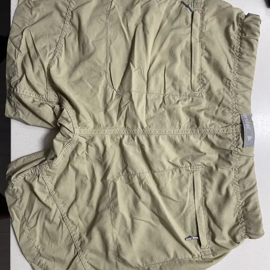 앤드원더 - nylon climbing short pants