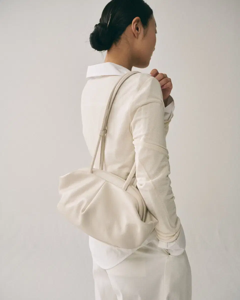 [YURT 유르트] Beoseon bag _ White