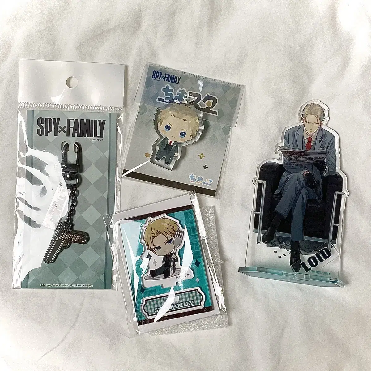 SPY FAMILY SPY FAMILY Lloyd Poser acrylic stand keyring KOROTO Official goods